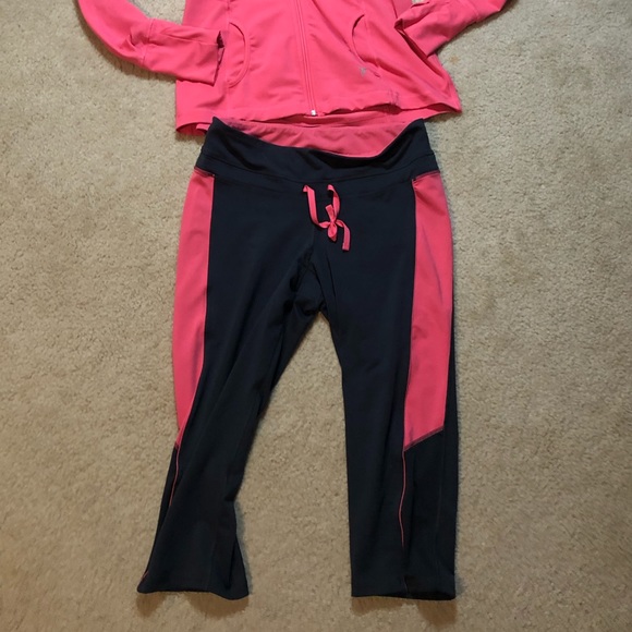 Workout Set - Picture 2 of 7